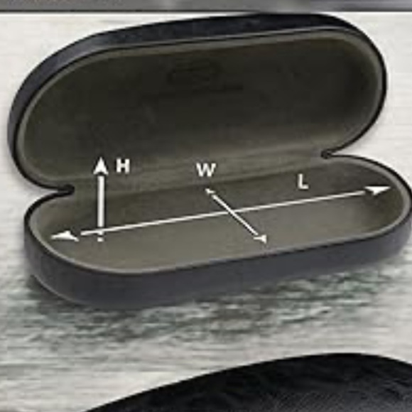 Longchamp Tan Hard Clamshell Glasses Case - Picture 9 of 9